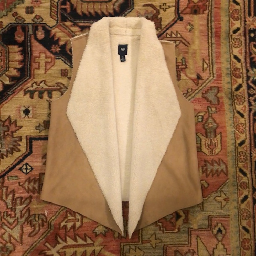 Shearling Vest - Gap - Size S